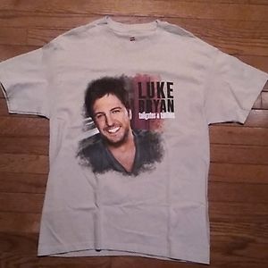 Luke Bryan Tailgates and Tanlines tee